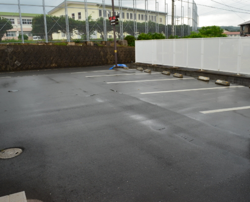 ビジネスINNたけなかには駐車場も完備。長崎医療センターまで徒歩で行けます。